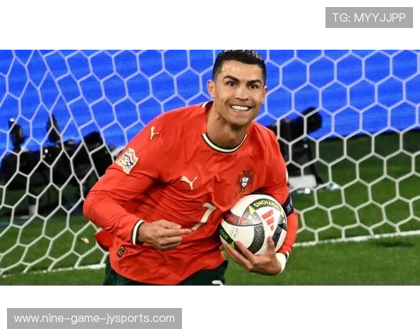 C罗最新饮食秘籍全面解析助力体能巅峰状态保持秘诀